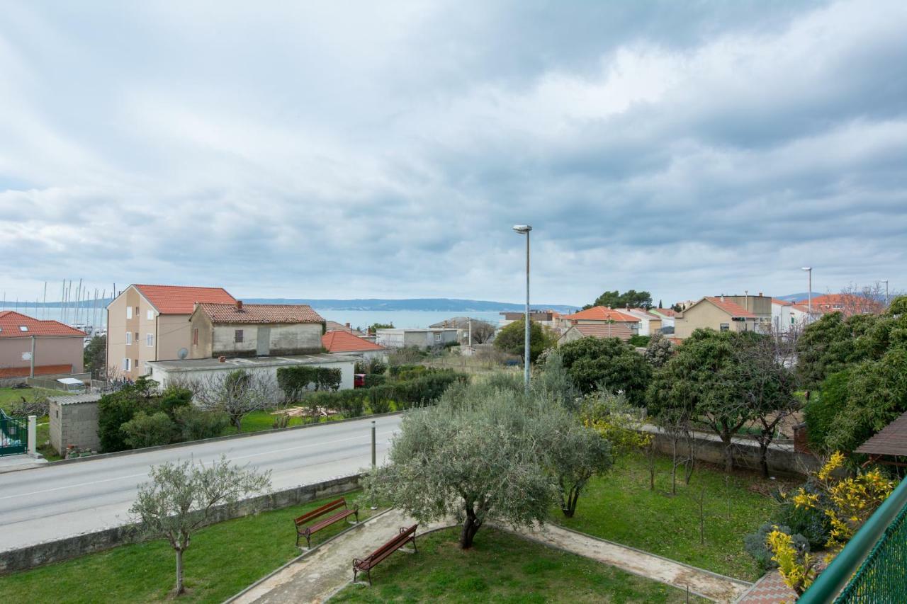Apartment Park Kaštela エクステリア 写真