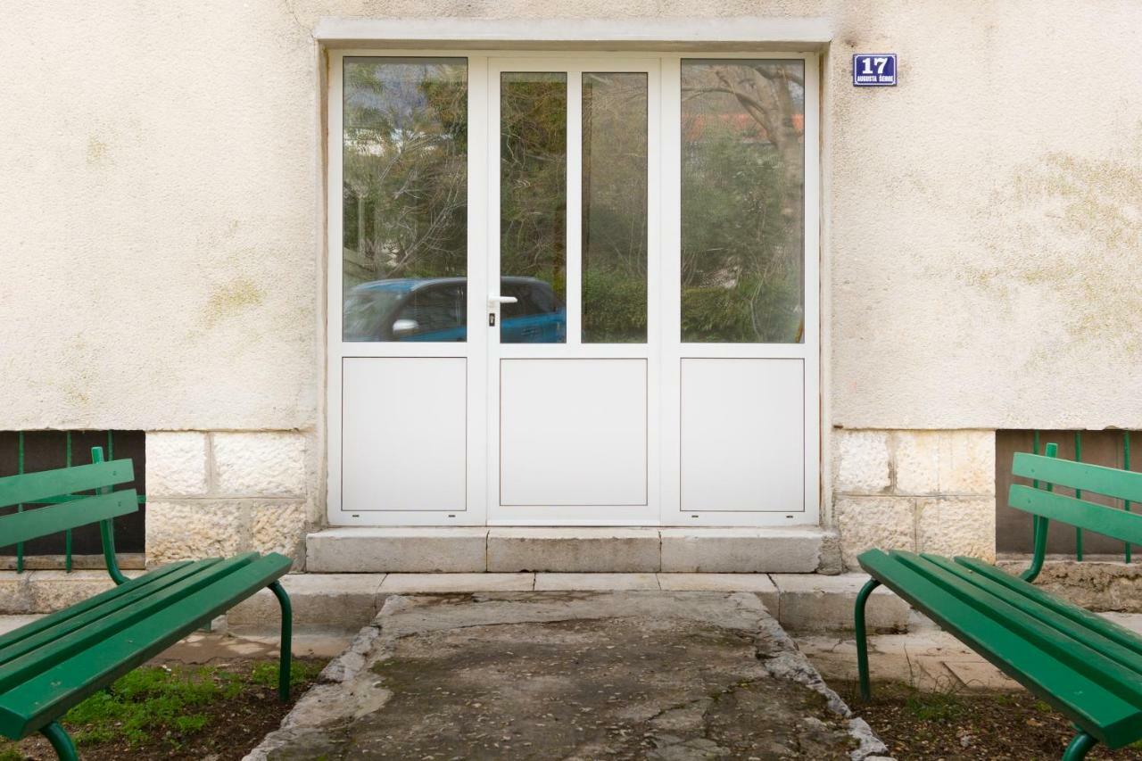 Apartment Park Kaštela エクステリア 写真