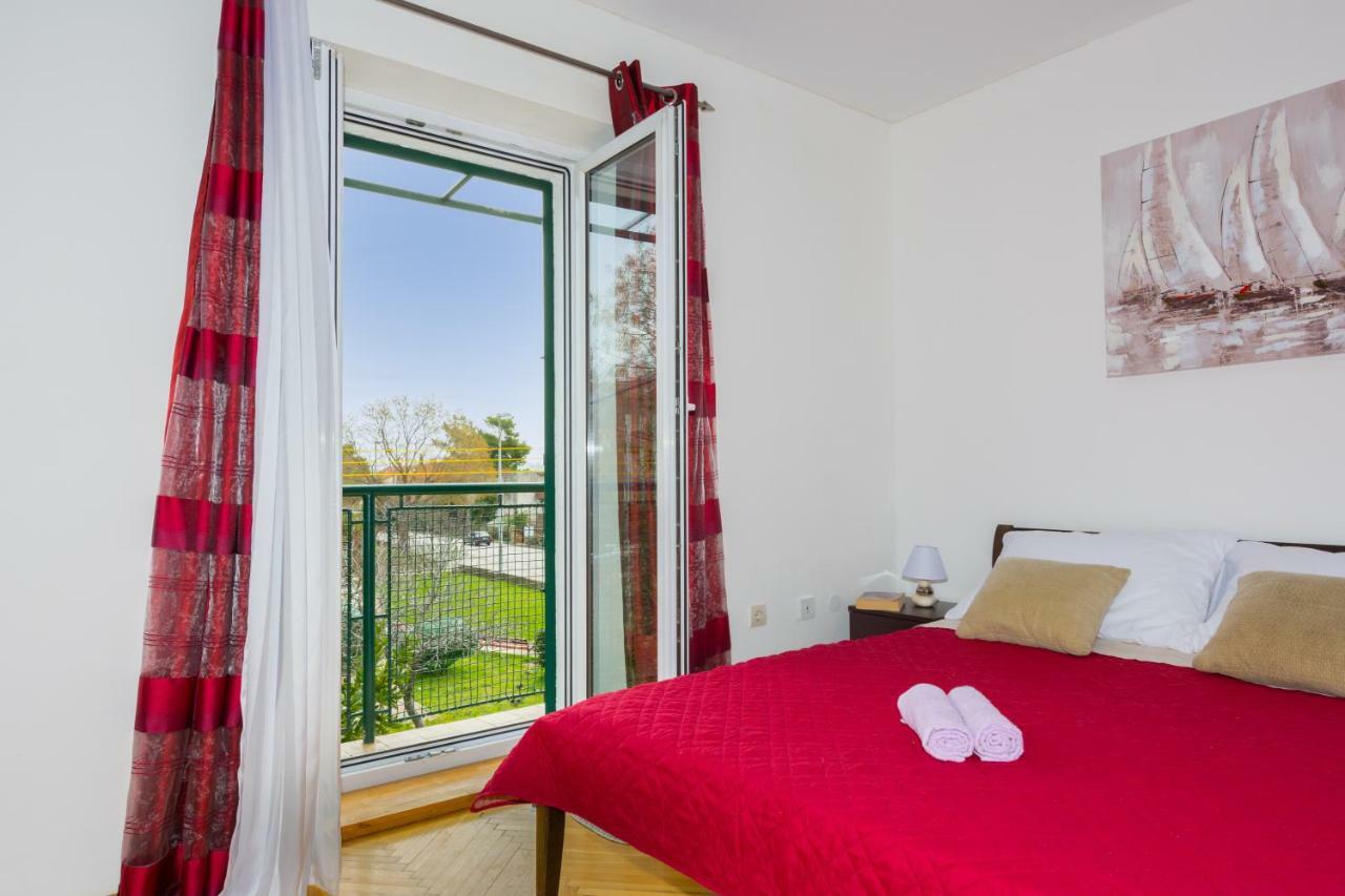 Apartment Park Kaštela エクステリア 写真